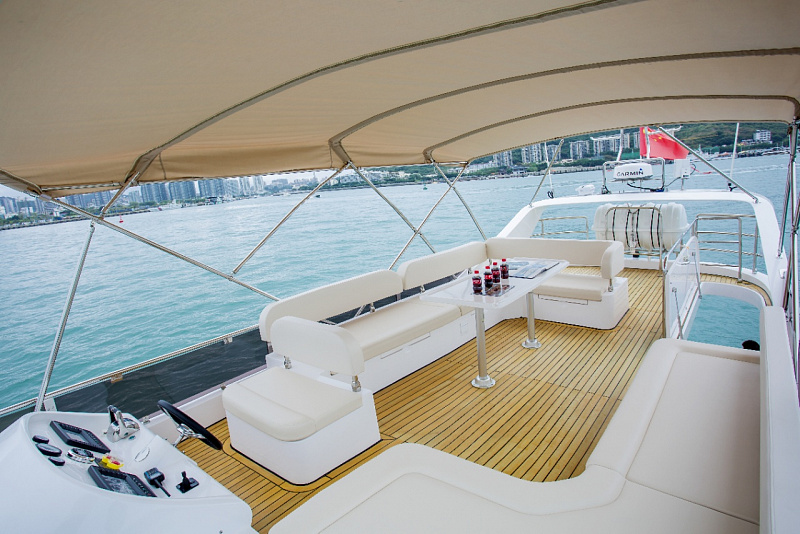 Yacht 68ft