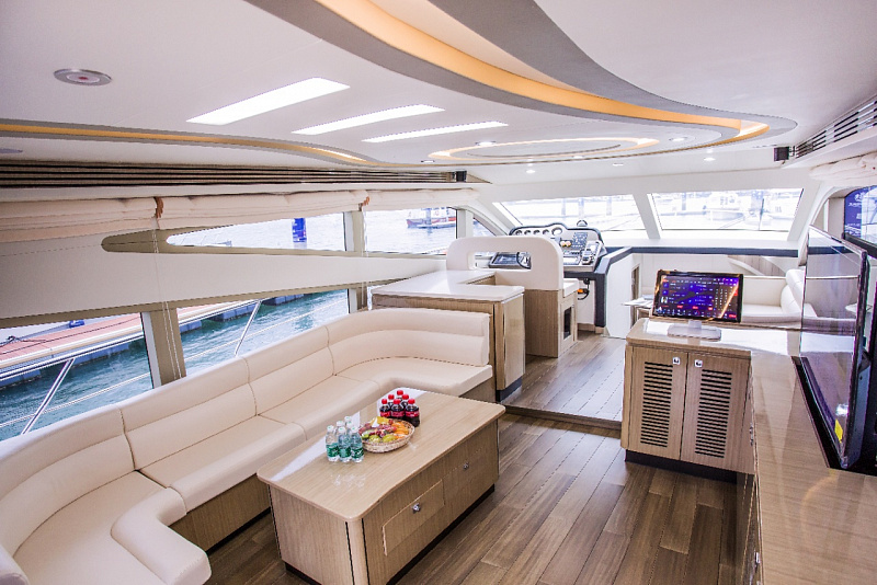 Yacht 68ft