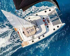 Twin sailing yacht