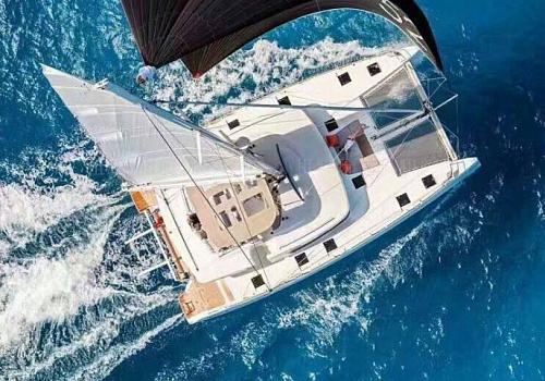 Twin sailing yacht