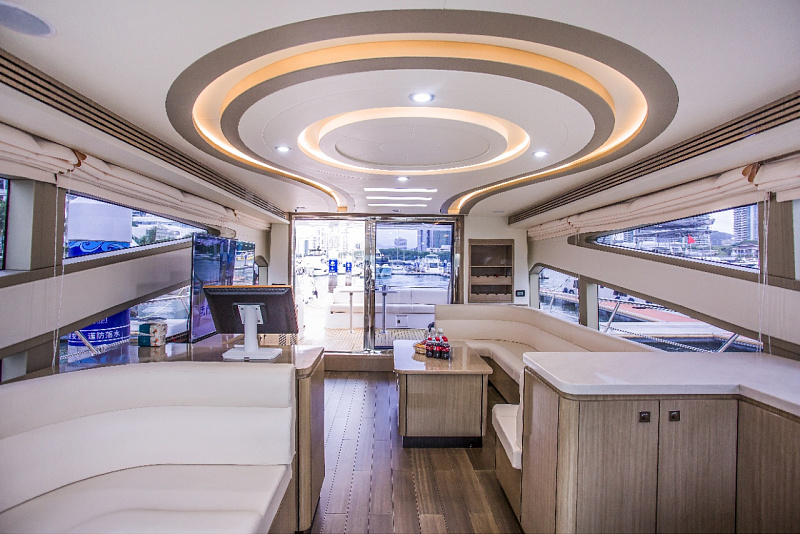Yacht 68ft