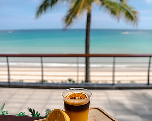 FreeGen Beach Bar